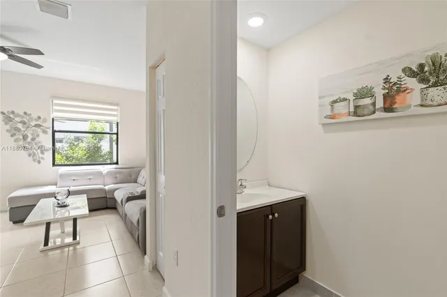 $3,250 | 10519 West 33rd Court, Unit 1, Hialeah, FL 33018