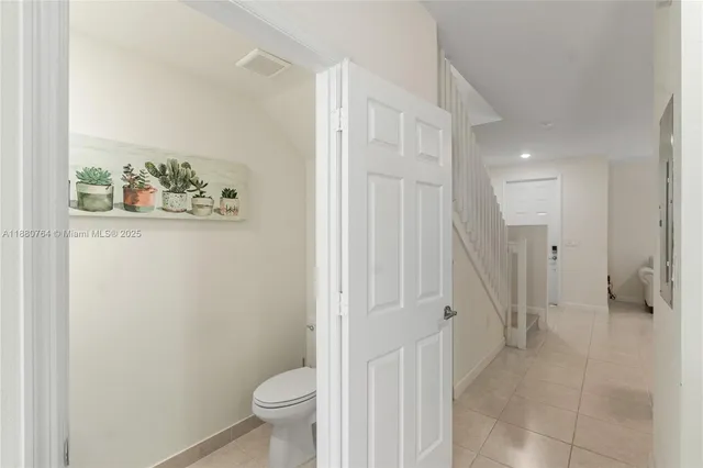 $3,250 | 10519 West 33rd Court, Unit 1, Hialeah, FL 33018
