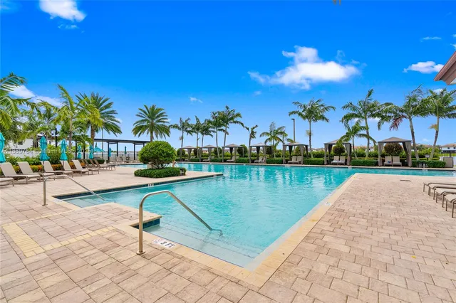 $3,250 | 10519 West 33rd Court, Unit 1, Hialeah, FL 33018