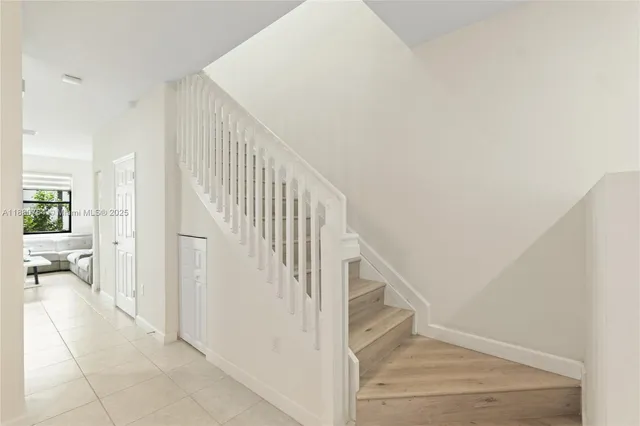 $3,250 | 10519 West 33rd Court, Unit 1, Hialeah, FL 33018