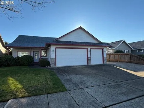 $625,000 | 937 S Street, Springfield, OR 97477