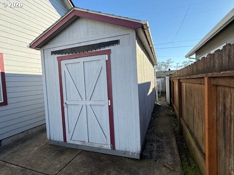937 S Street Springfield, OR 97477 - Photo 21 of 24