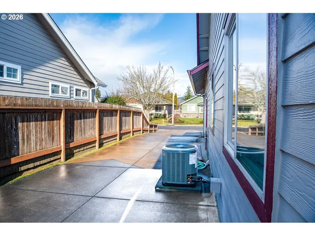 $625,000 | 937 S Street, Springfield, OR 97477