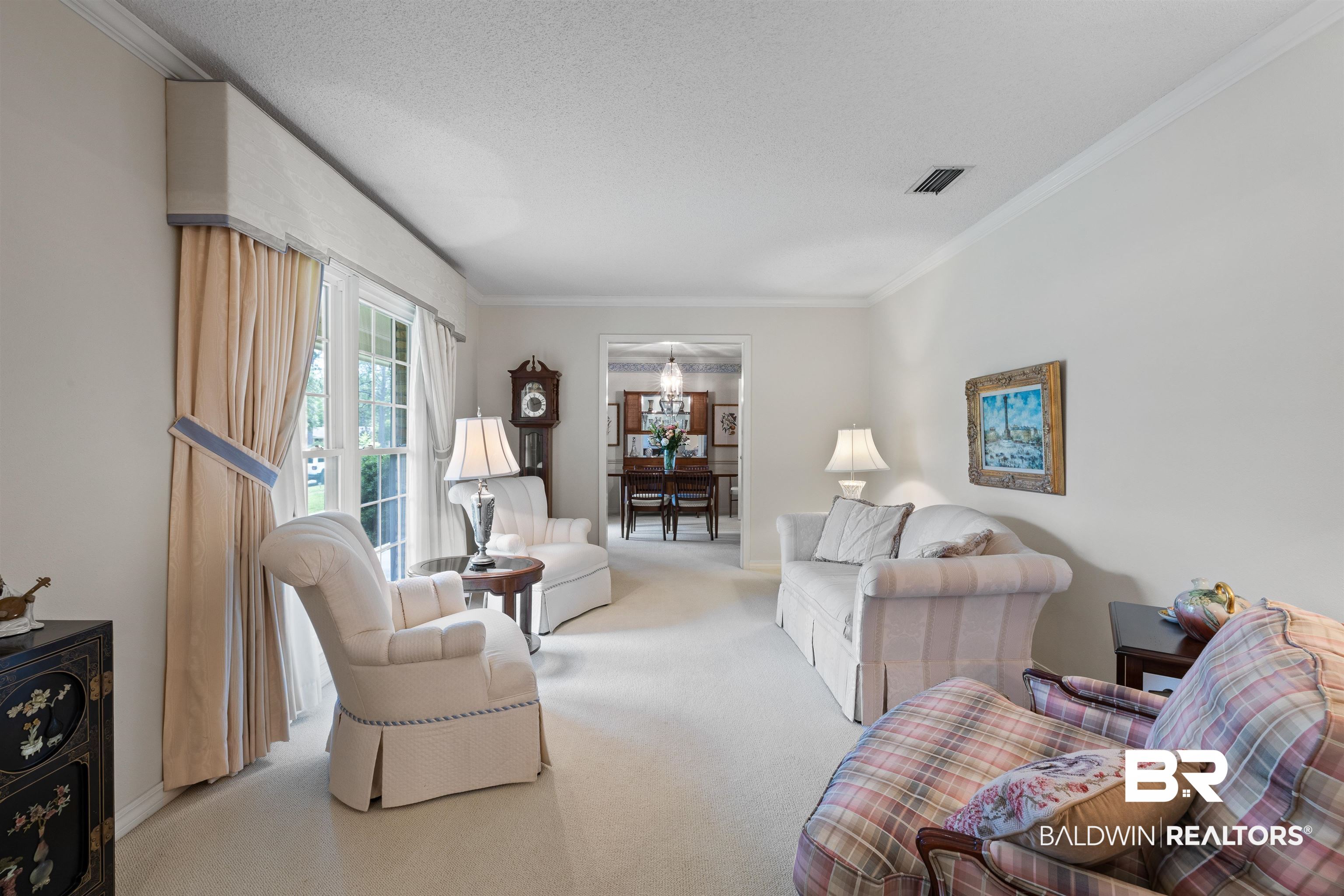 6004 Cherry Ridge Court Mobile, AL 36609 - Photo 6 of 40 Living Room