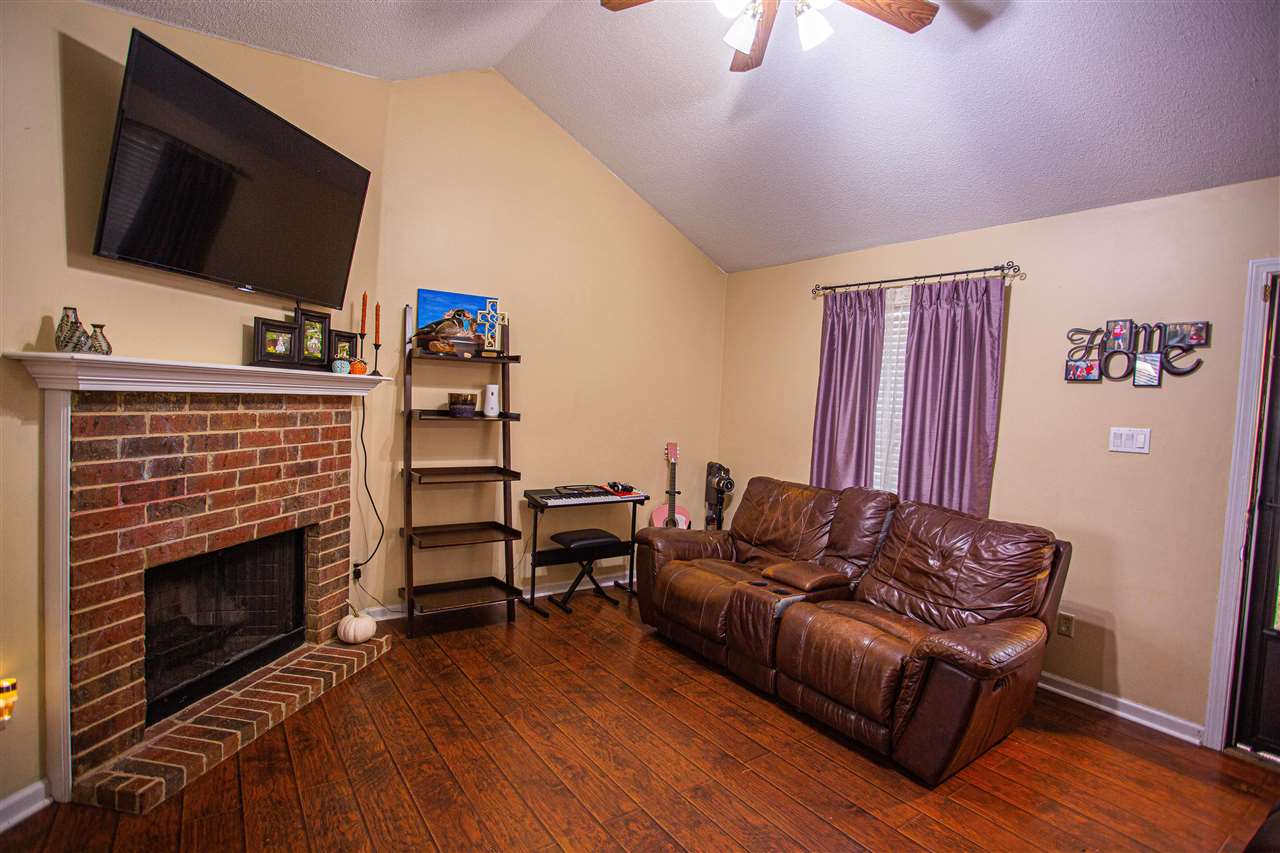 6882 Lagrange Hill Road Cordova, TN 38018 - Photo 2 of 16 Gallery Image 2