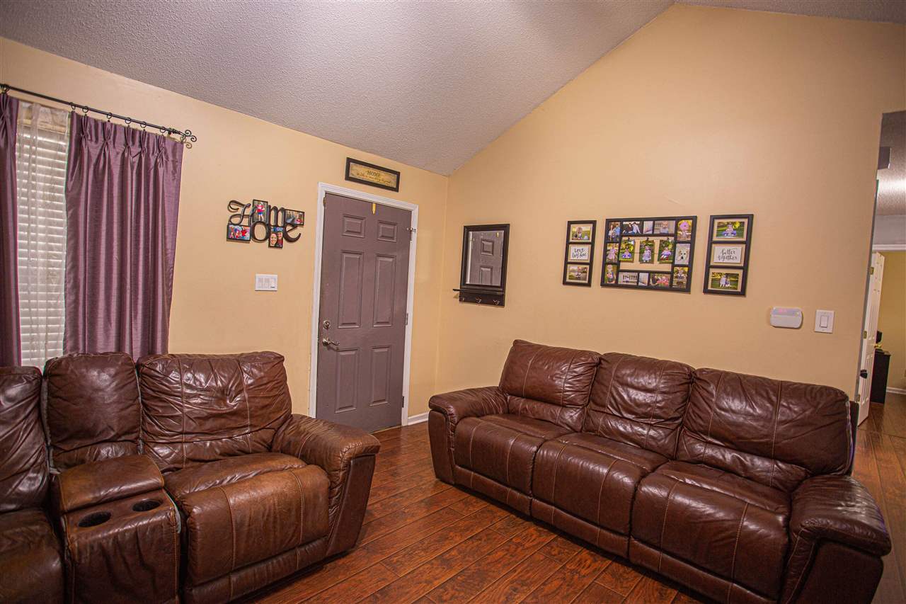 6882 Lagrange Hill Road Cordova, TN 38018 - Photo 3 of 16 Gallery Image 3