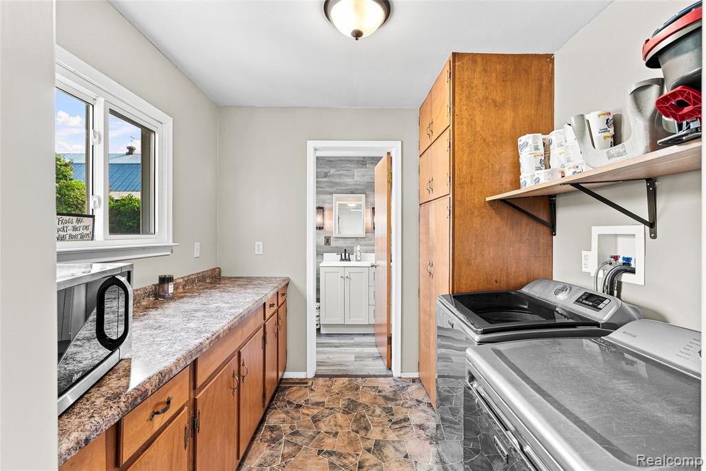 10499 East Potter Road Davison, MI 48423 - Photo 16 of 38 Gallery Image 16