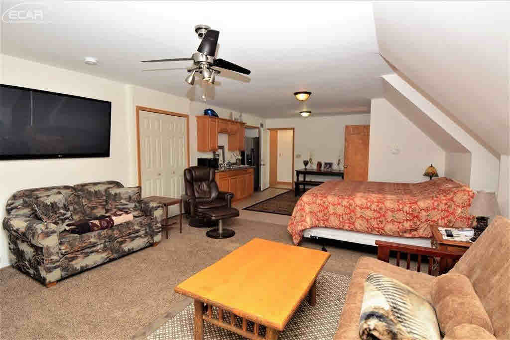 4473 North Seymour Road Flushing, MI 48433 - Photo 29 of 33 21414392-28.JPG