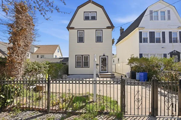 $1,198,000 | 45-11 160th Street | Flushing