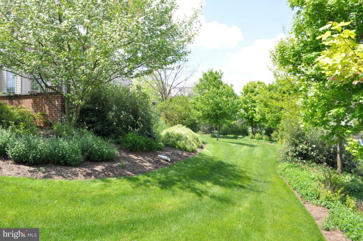 2159 Meadow Ridge Drive Lancaster, PA 17601 - Photo 36 of 40 Gallery Image 36