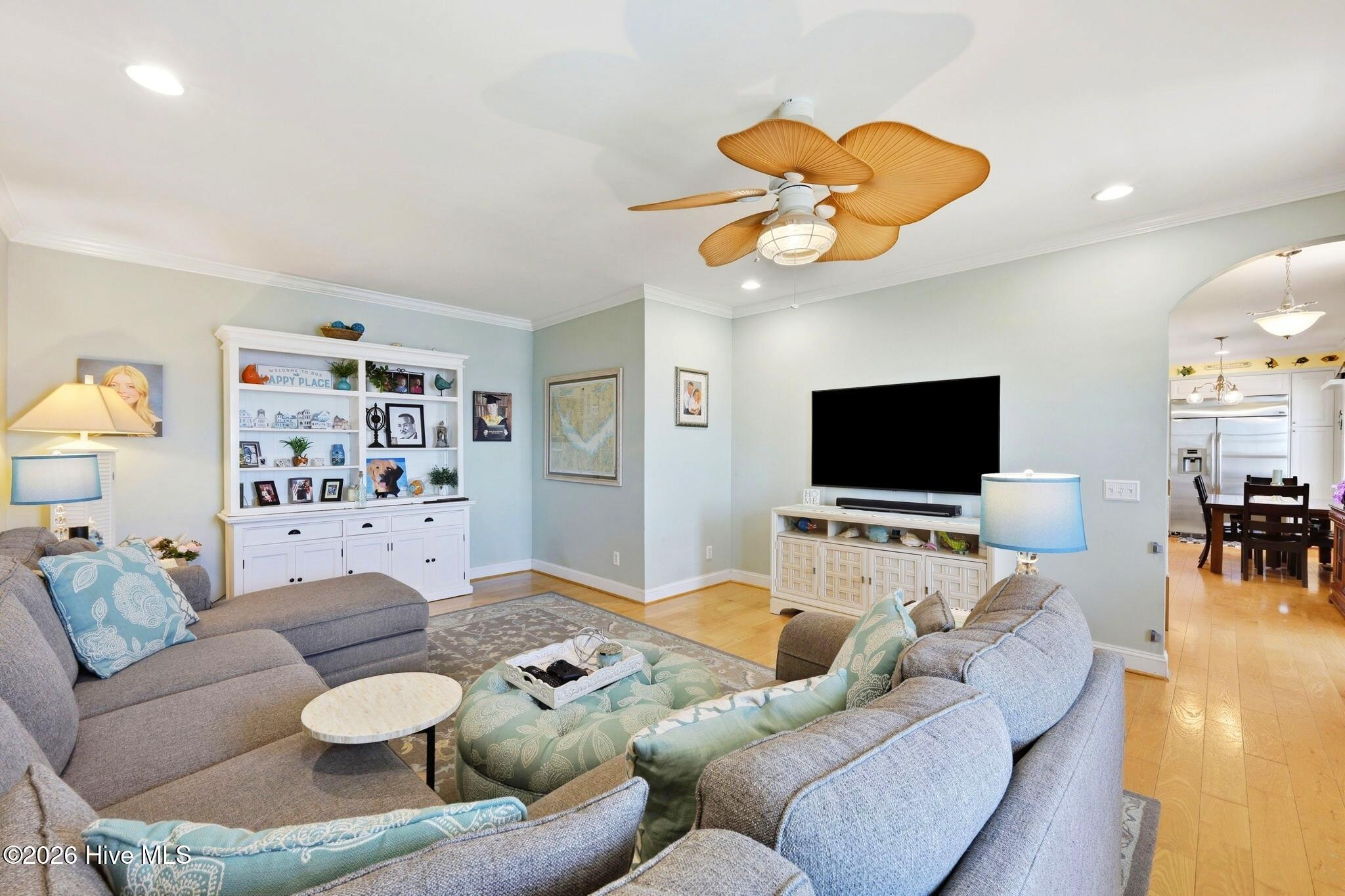 481 River Road Arapahoe, NC 28510 - Photo 14 of 70 living room