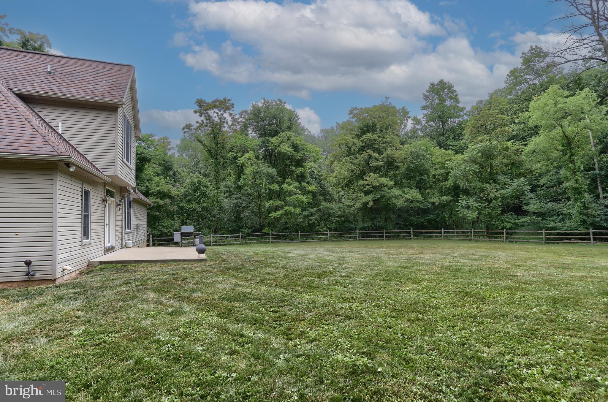 146 Rexmont Road Lebanon, PA 17042 - Photo 36 of 55 Rear yard