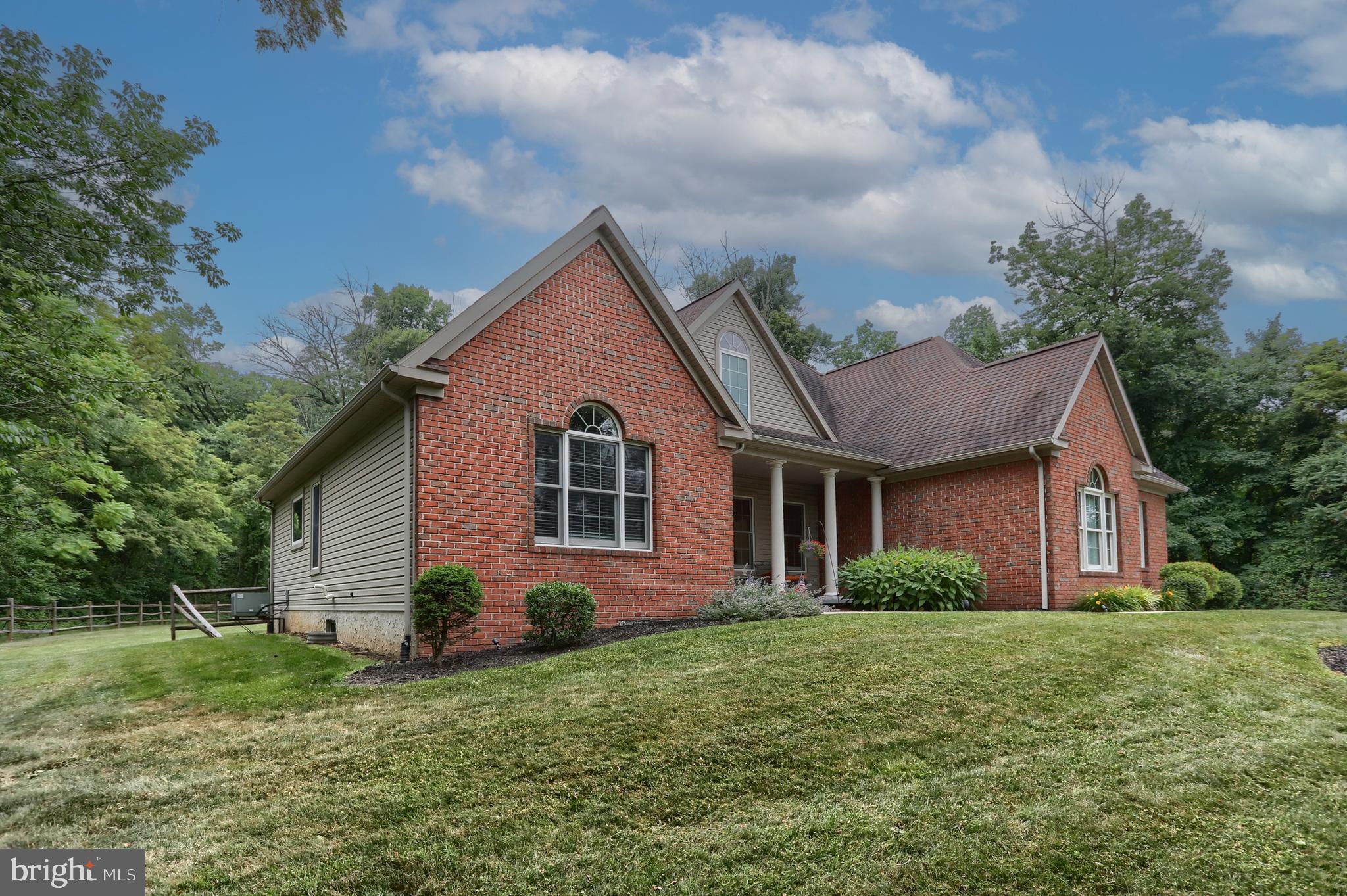 146 Rexmont Road Lebanon, PA 17042 - Photo 48 of 55 Front elevation