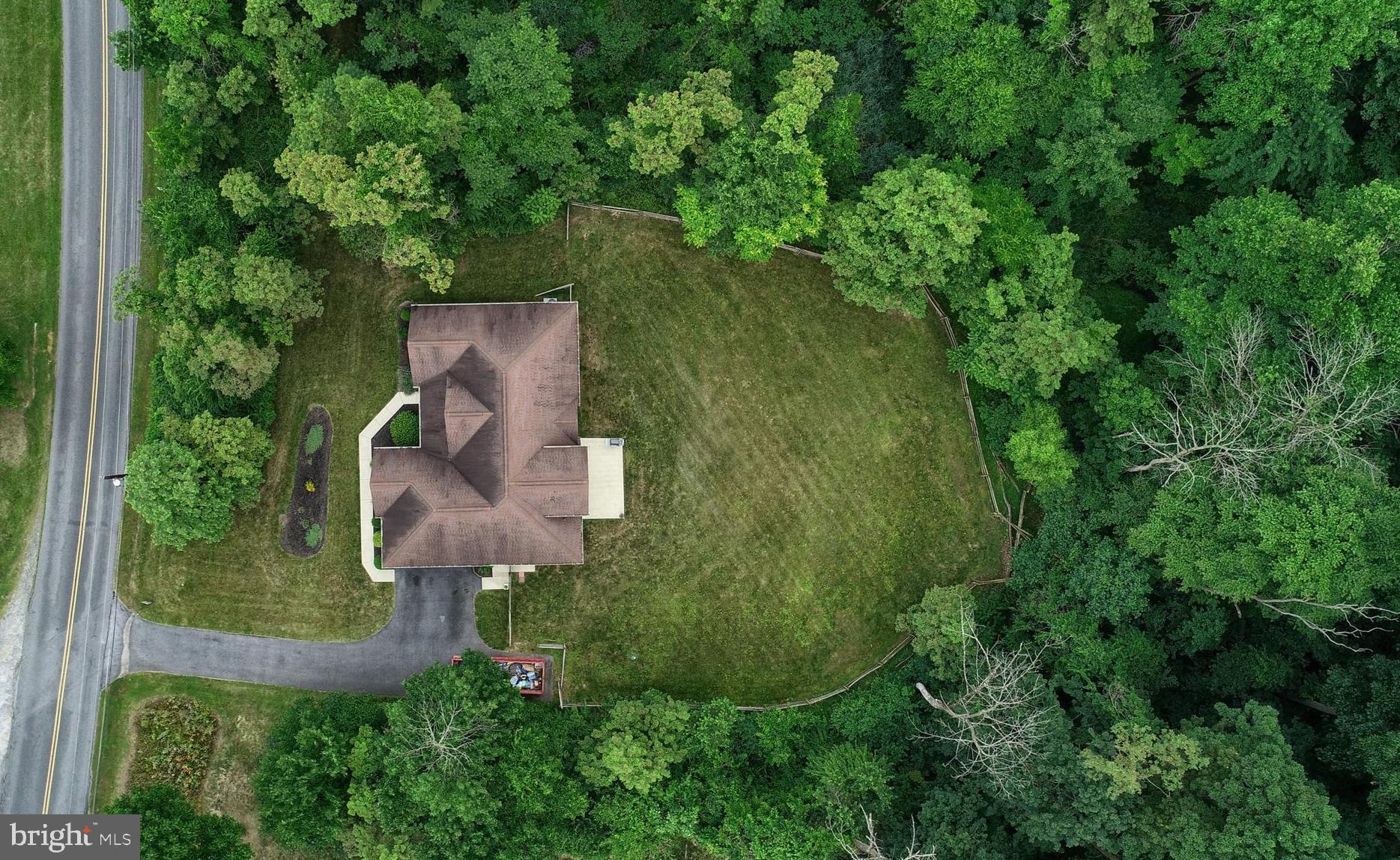 146 Rexmont Road Lebanon, PA 17042 - Photo 49 of 55 Aerial view of rear yard