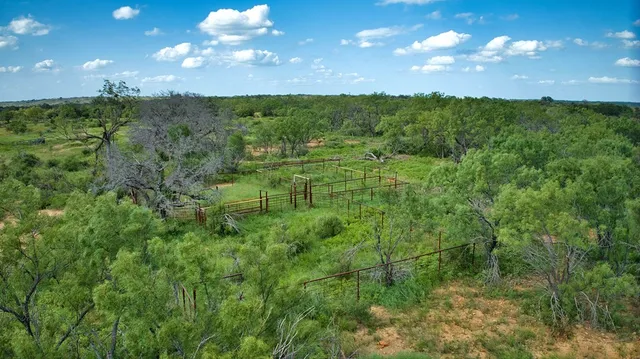 $816,000 | 2042 Farm To Market Road 574, Mullin, TX 76864