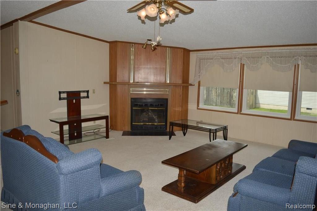 4728 Taft Road Algonac, MI 48001 - Photo 17 of 36 Gallery Image 17