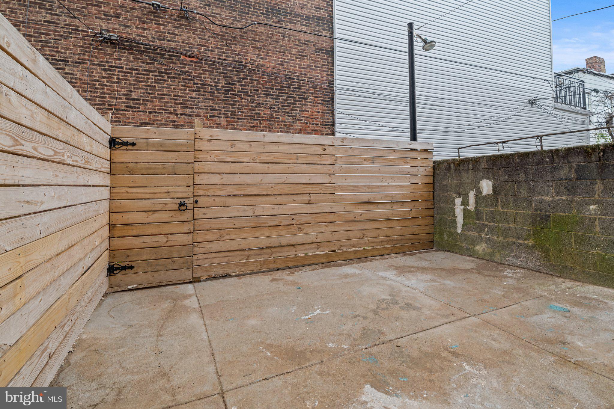 1555 North 29th Street Philadelphia, PA 19121 - Photo 11 of 37