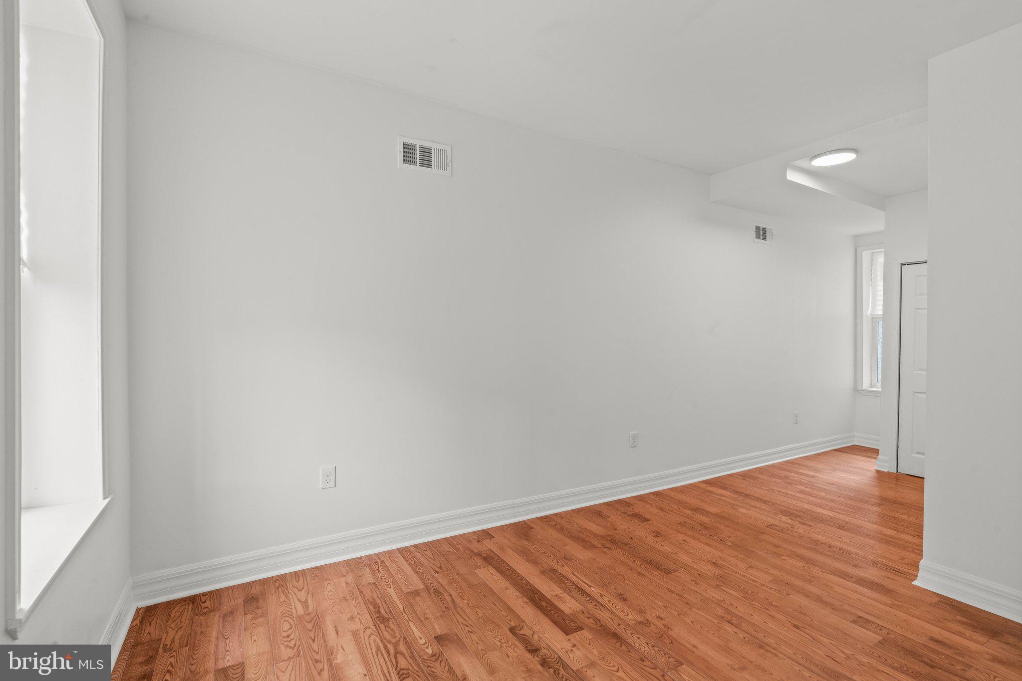 1555 North 29th Street Philadelphia, PA 19121 - Photo 20 of 37