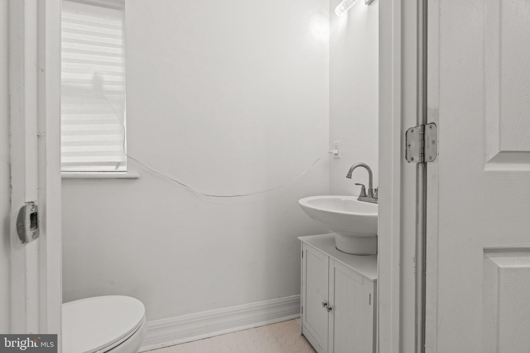 1555 North 29th Street Philadelphia, PA 19121 - Photo 6 of 37