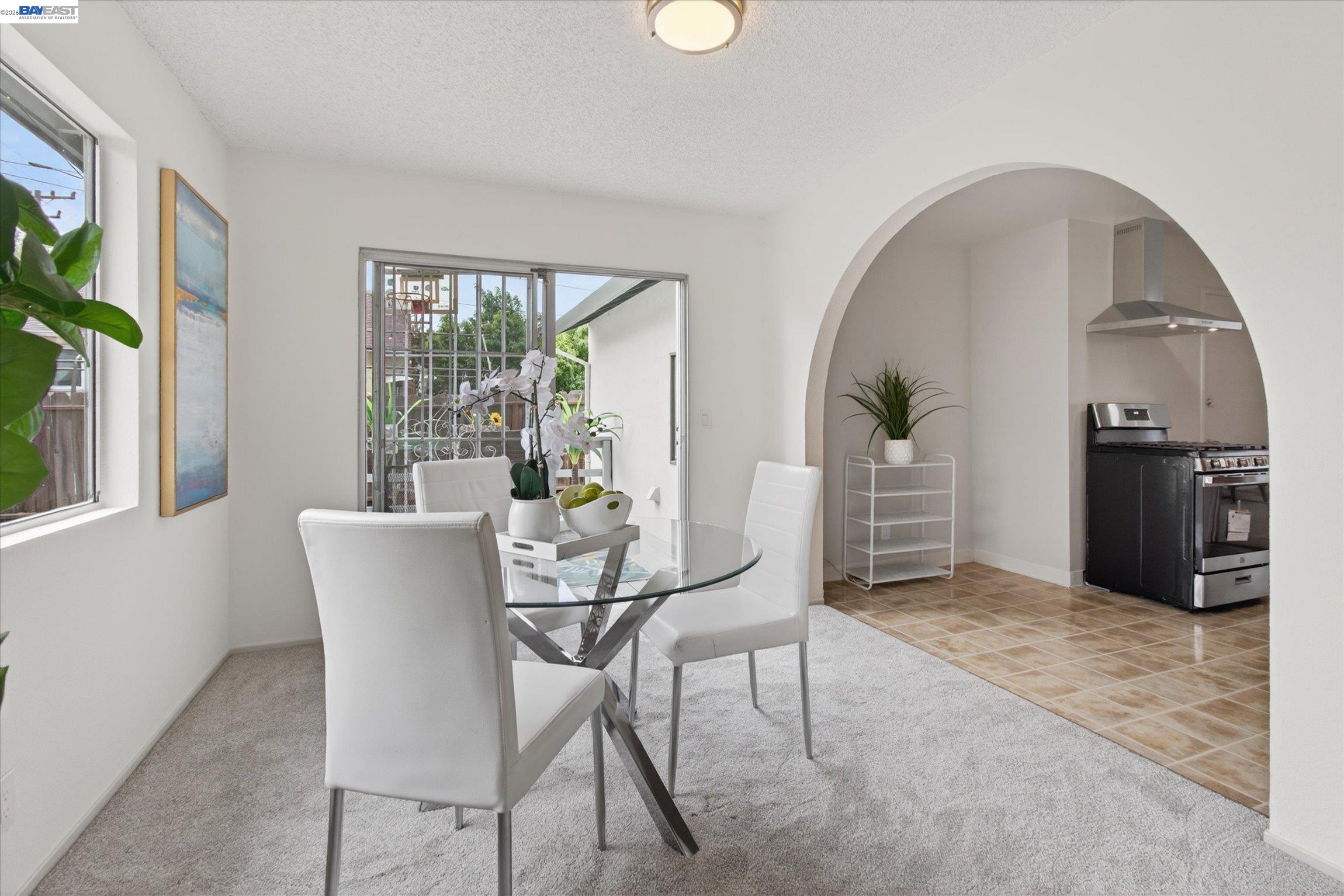 910 Miller Avenue Vallejo, CA 94591 - Photo 16 of 27 a dining room with furniture and window