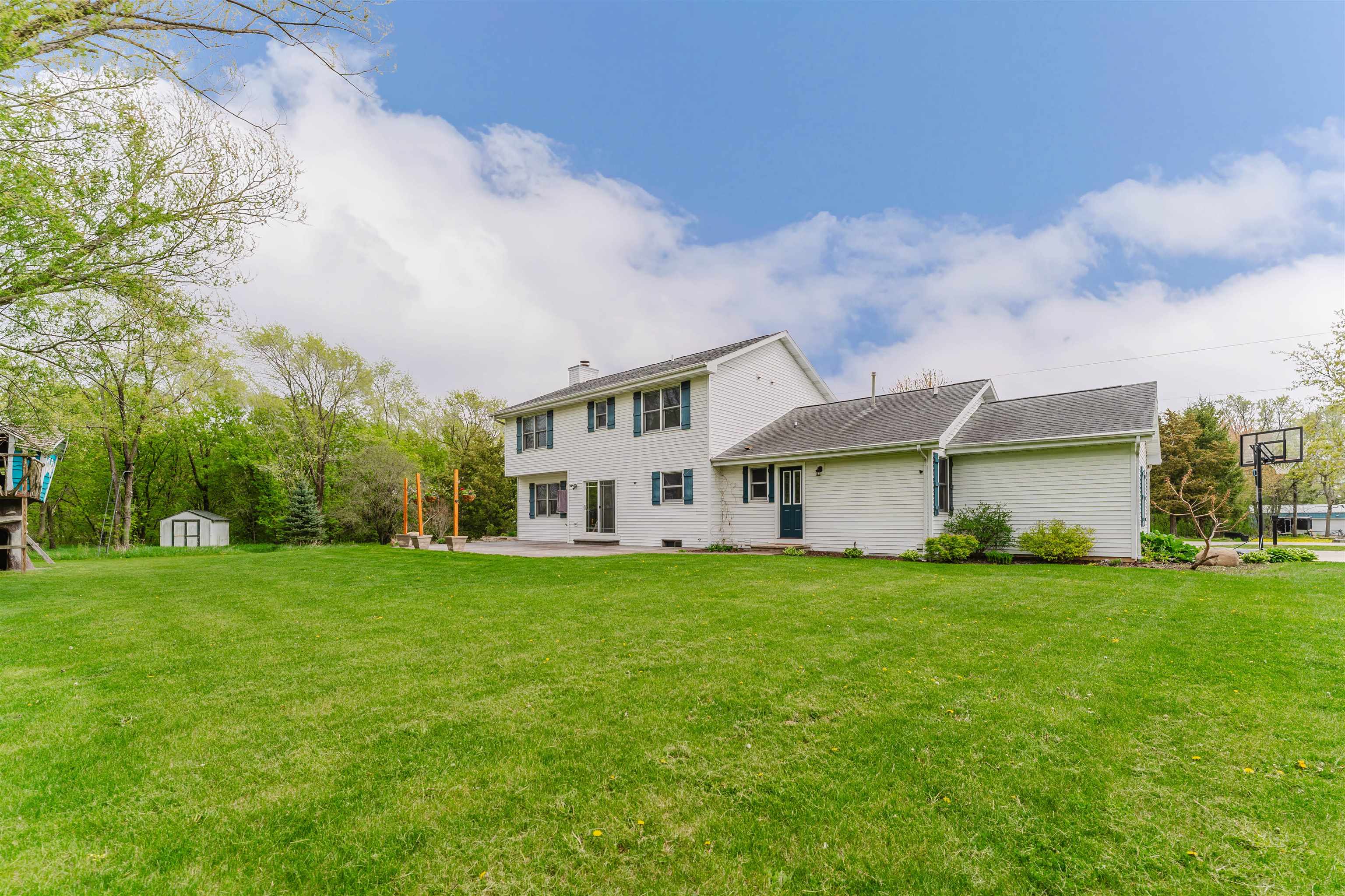 1966 Sky Ranch Avenue Oshkosh, WI 54904 - Photo 46 of 70
