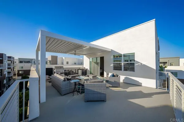 $5,100 | 2055 Bravo Loop, Unit 6, Chula Vista, CA 91915