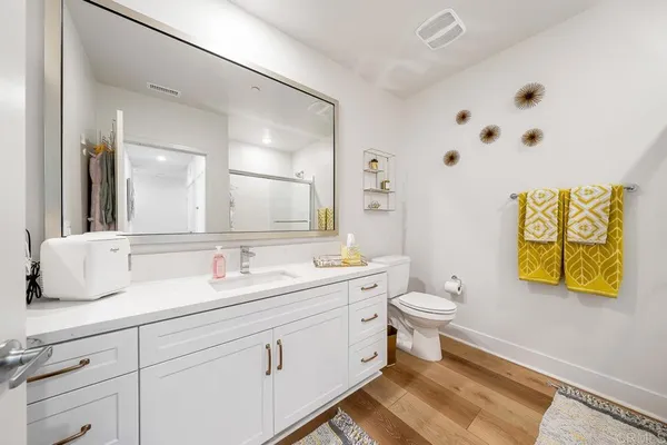 $5,100 | 2055 Bravo Loop, Unit 6, Chula Vista, CA 91915