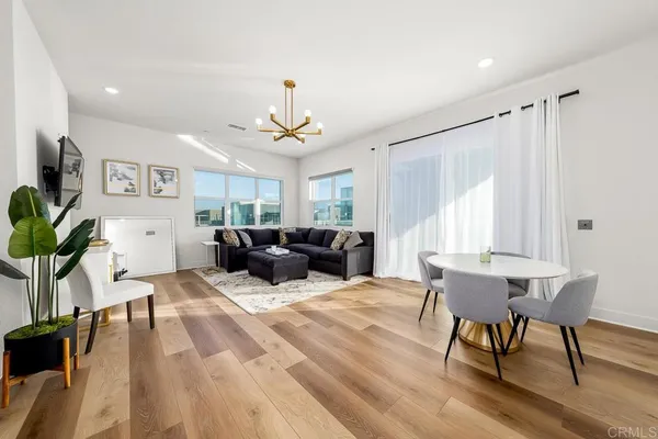 $5,100 | 2055 Bravo Loop, Unit 6, Chula Vista, CA 91915