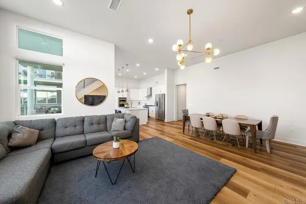 $5,100 | 2055 Bravo Loop, Unit 6, Chula Vista, CA 91915