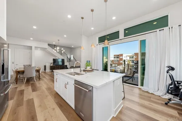 $5,100 | 2055 Bravo Loop, Unit 6, Chula Vista, CA 91915