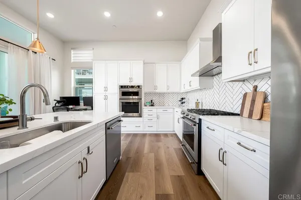 $5,100 | 2055 Bravo Loop, Unit 6, Chula Vista, CA 91915