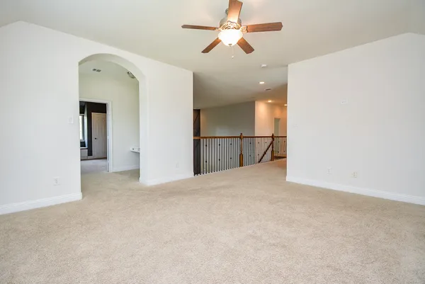 $3,800 | 11 Waterfall Way, Tomball, TX 77375