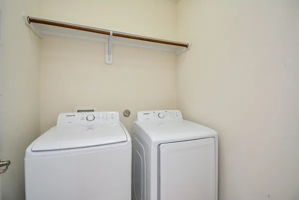 $3,800 | 11 Waterfall Way, Tomball, TX 77375
