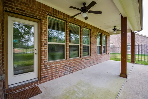 $3,800 | 11 Waterfall Way, Tomball, TX 77375