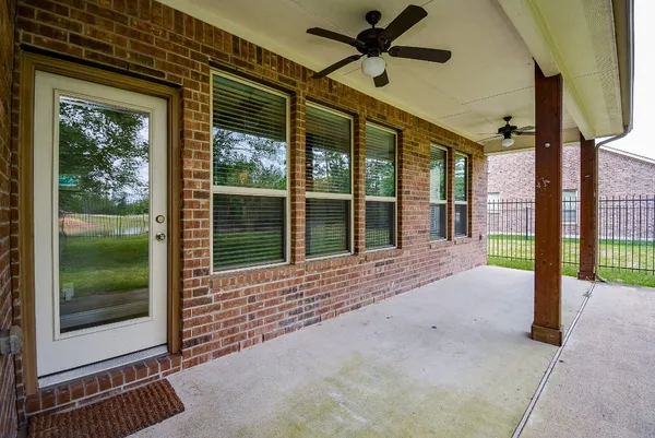 $3,800 | 11 Waterfall Way, Tomball, TX 77375