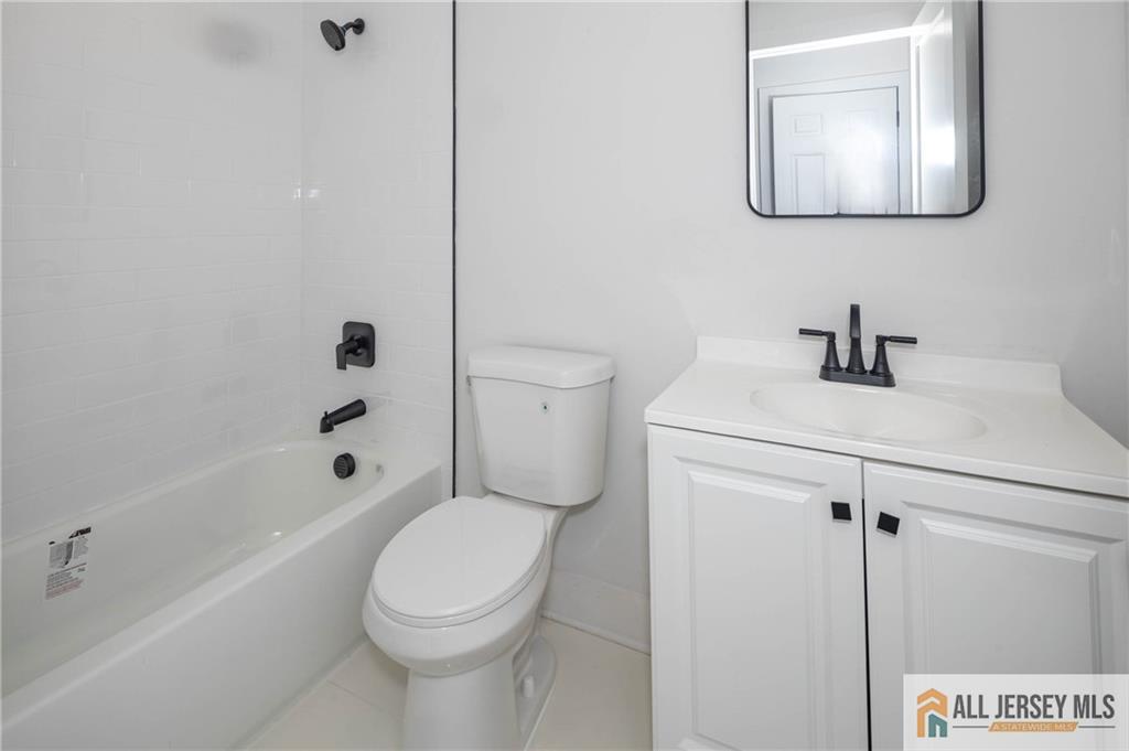 339 Crows Mill Road Fords, NJ 08863 - Photo 21 of 27