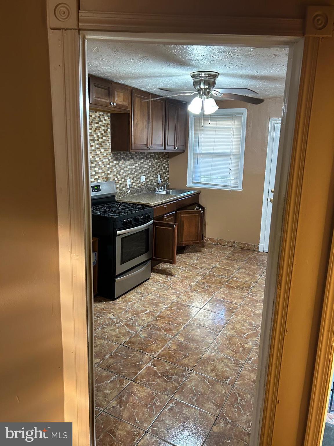 4027 Old York Road Baltimore, MD 21218 - Photo 12 of 35 Gallery Image 12