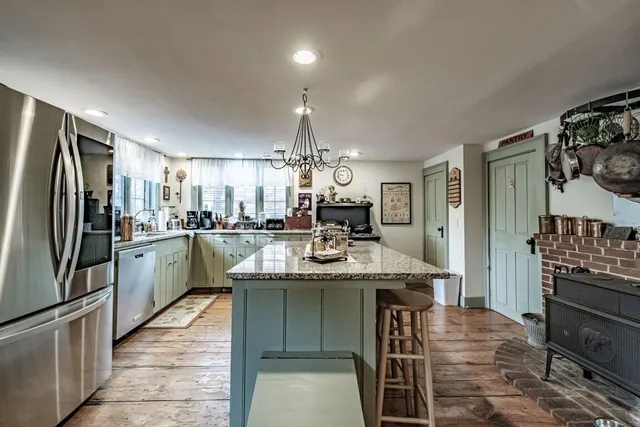 $599,900 | 546 Paris Hill Road, Paris, ME 04281