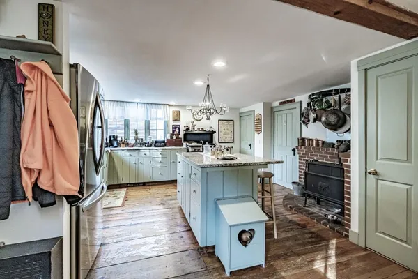 $599,900 | 546 Paris Hill Road, Paris, ME 04281