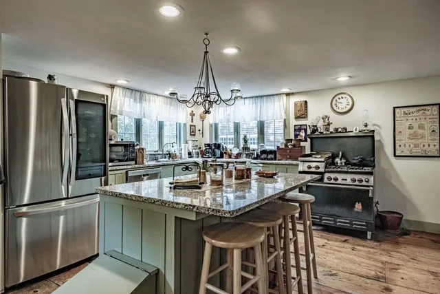 $599,900 | 546 Paris Hill Road, Paris, ME 04281