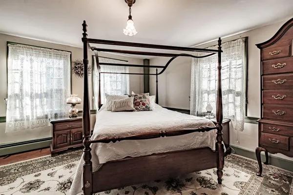 $599,900 | 546 Paris Hill Road, Paris, ME 04281