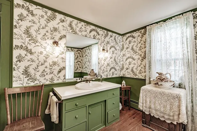 $599,900 | 546 Paris Hill Road, Paris, ME 04281