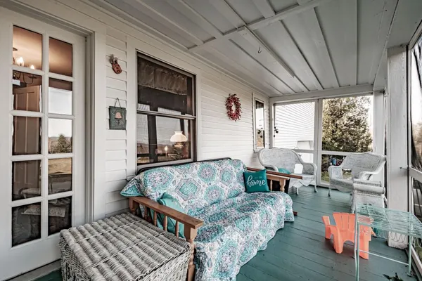 $599,900 | 546 Paris Hill Road, Paris, ME 04281