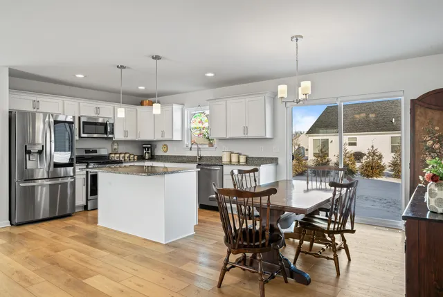 $444,000 | 310 Phillips Avenue, Walworth, WI 53184