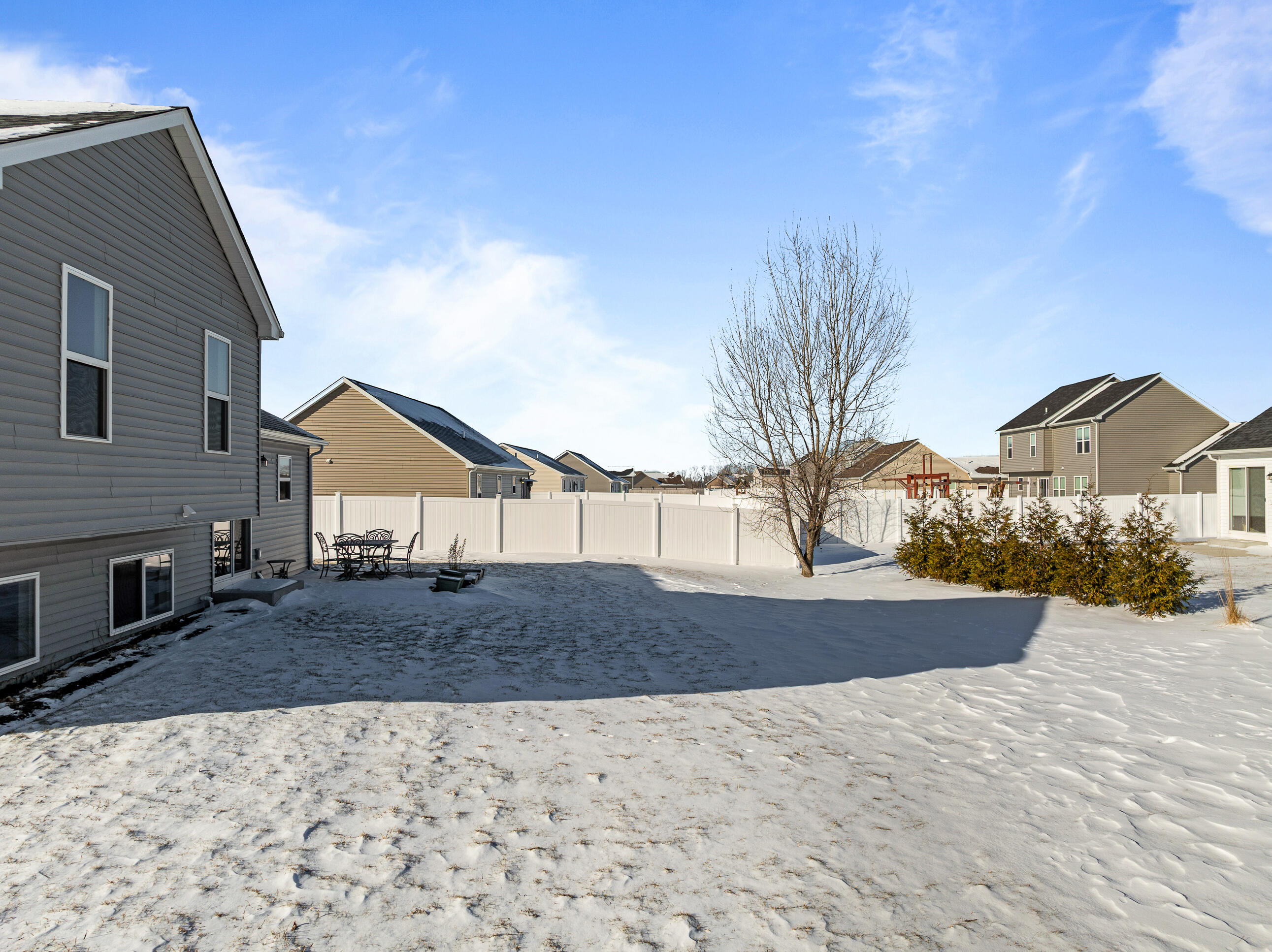 310 Phillips Avenue Walworth, WI 53184 - Photo 43 of 55 310 Phillips Ave - Selects-4