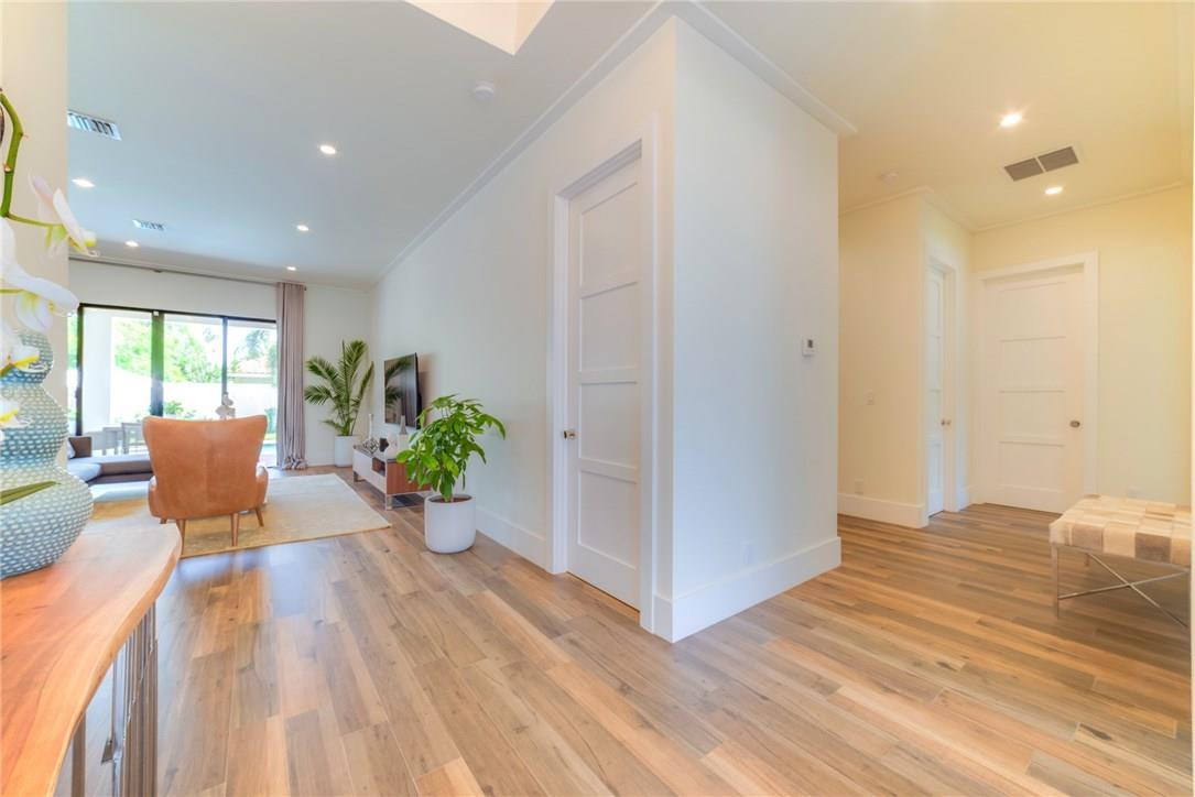 301 Northeast 25th Street Boca Raton, FL 33431 - Photo 13 of 46 Photo 13