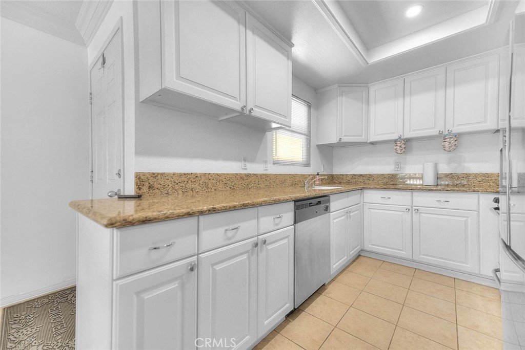 760 Rimpau Avenue, Unit 102 Corona, CA 92879 - Photo 7 of 32