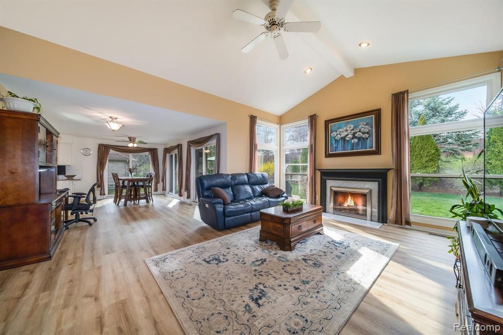 3136 Primrose Drive Rochester Hills, MI 48307 - Photo 6 of 37