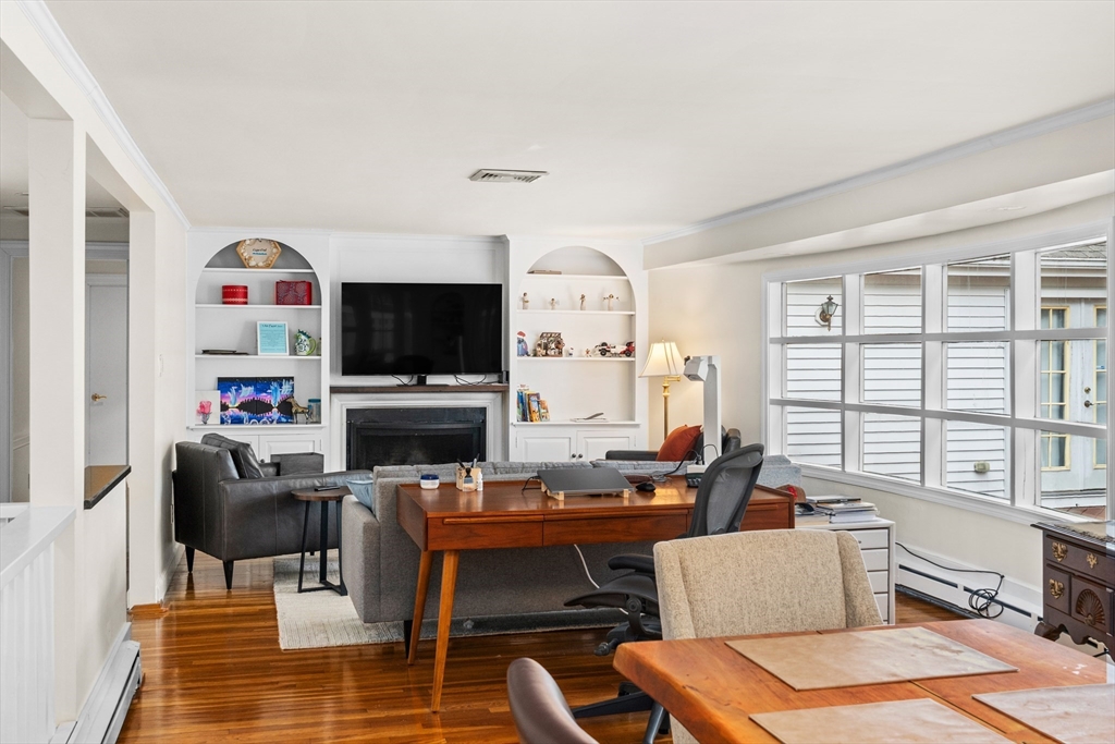 40 Carlson Avenue Newton, MA 02459 - Photo 4 of 21