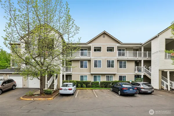 $520,000 | 2009 196th Street Southeast, Unit D202, Bothell, WA 98012